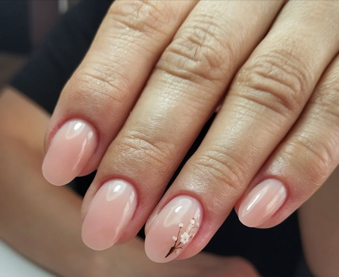 Buse Arslan Studio Tekirdağ — protez tırnak, ipek kirpik ve nail art çalışması 13